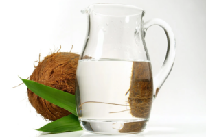 MCT Oil vs Coconut Oil: Comparing the Benefits and Risks